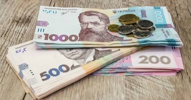 Субсидія та допомога на дрова: Стало відомо, хто і де може отримати 19 400 грн