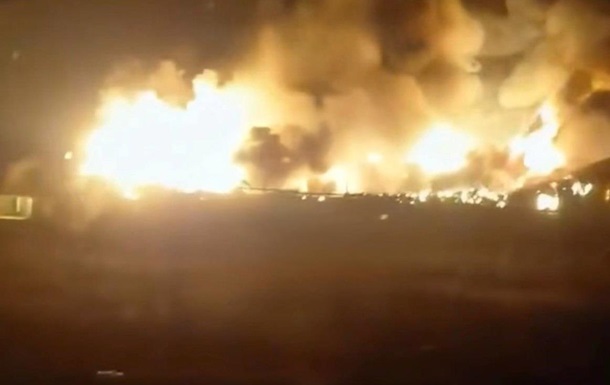 Російські окупанти намагалися збити доленосний дрон над Сімферополем, проте всі пртуги виявилися марними