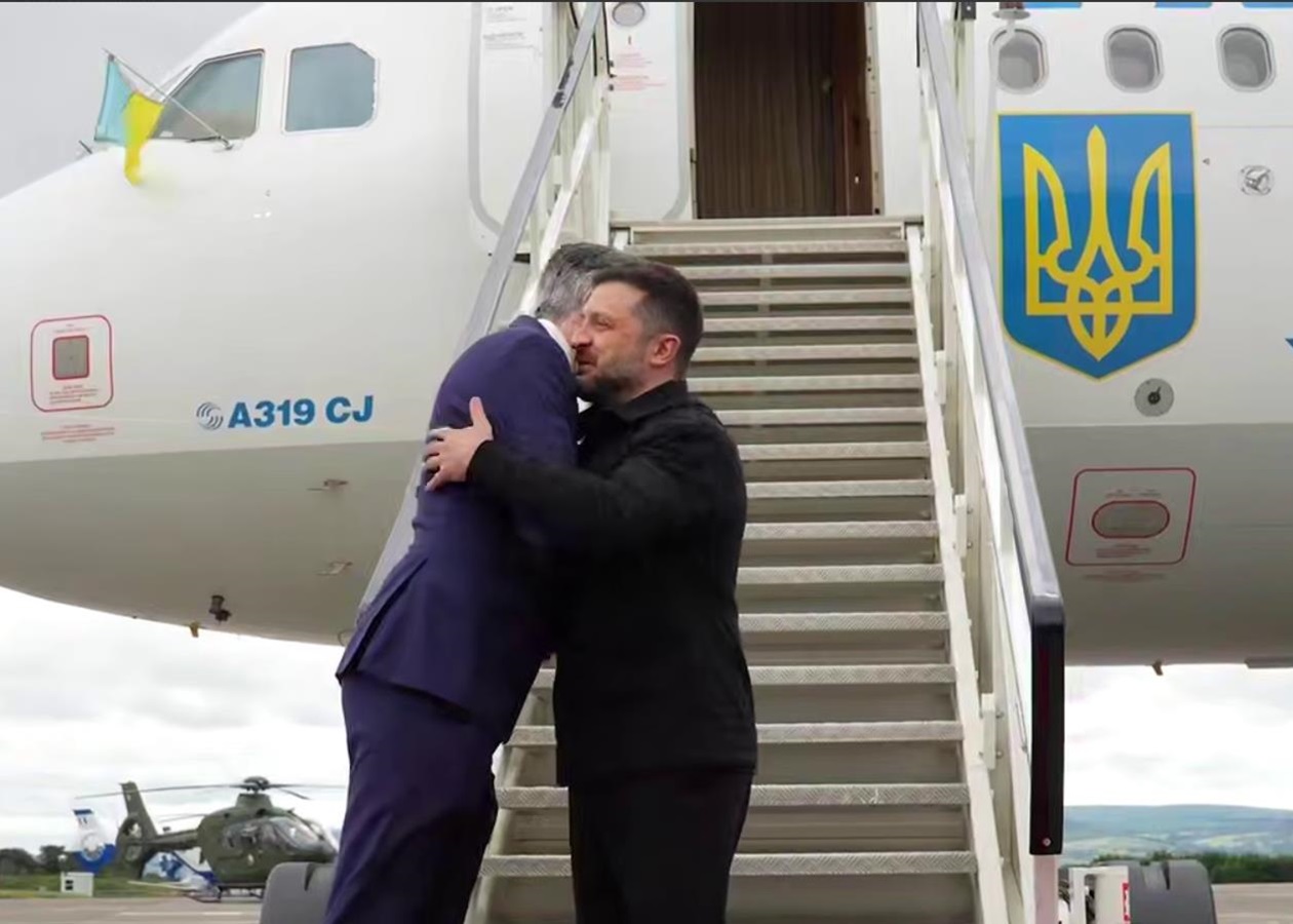 Зеленський прибув з візитом в Ірландію