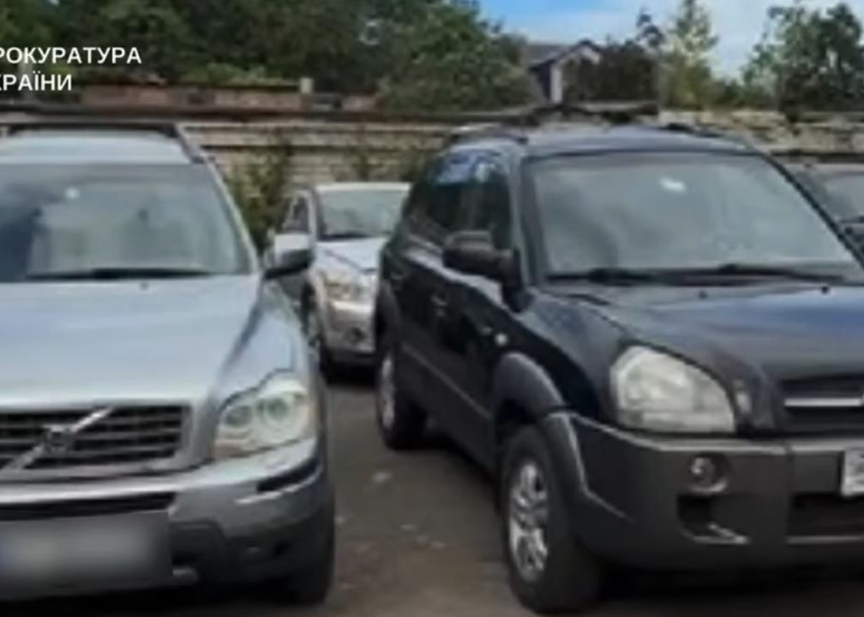 У Києві викрили схему ввезення 3000 "авто для ЗСУ"