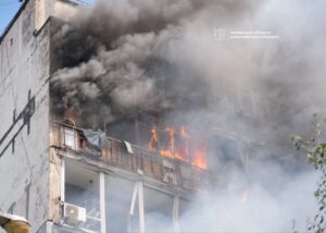 Війська РФ вдарили по Запоріжжю, є загиблий