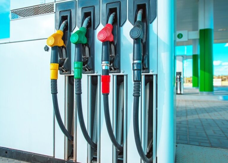 АЗС в Україні вводять ліміт на продаж дизеля – ЗМІ