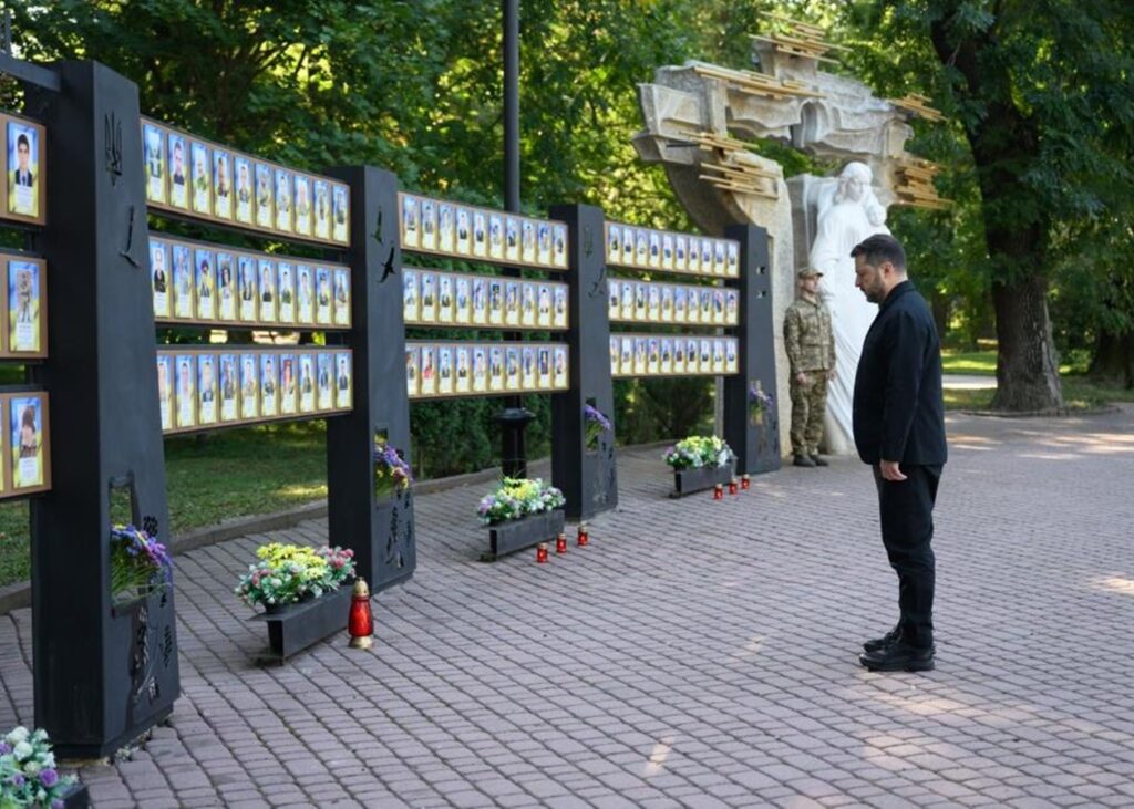 Зеленський прибув із візитом в Івано-Франківськ