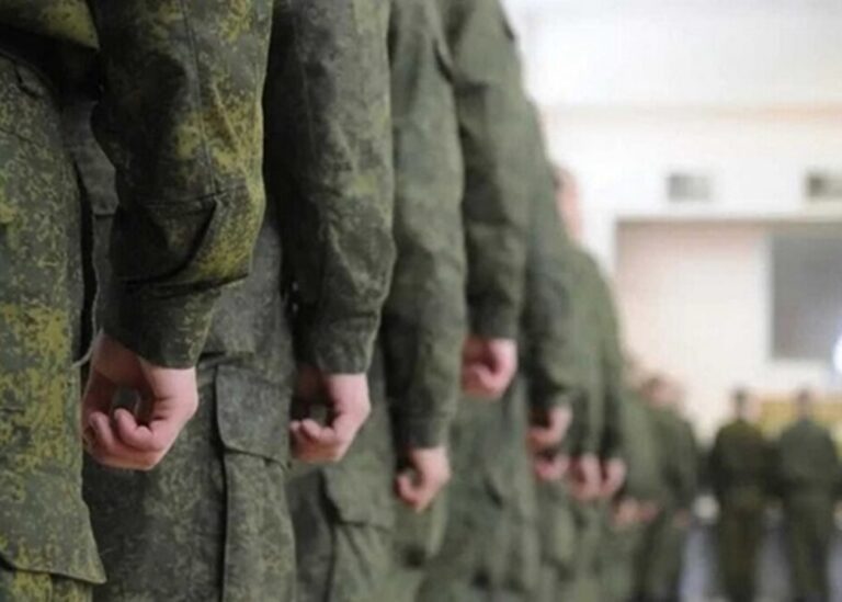 Росіяни поставили на військовий облік 2700 жителів окупованої Херсонщини