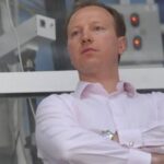 Банкір Сергій Дядечко продовжує обслуговувати операції підсанкційного Іванющенко в Європі