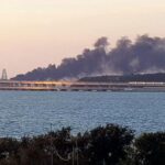 Ніч вибухів у Росії та Криму: дрони атакували Керч, спалахнув гігантський хаб Wildberries
