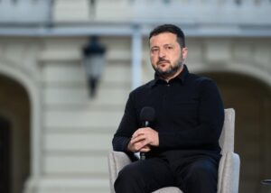 Зеленський назвав місця для тристоронньої зустрічі