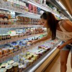 НБУ попередив про нове подорожчання товарів: коли чекати змін
