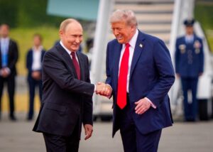 Трамп запропонує Путіну угоду до кінця війни в Україні – ЗМІ