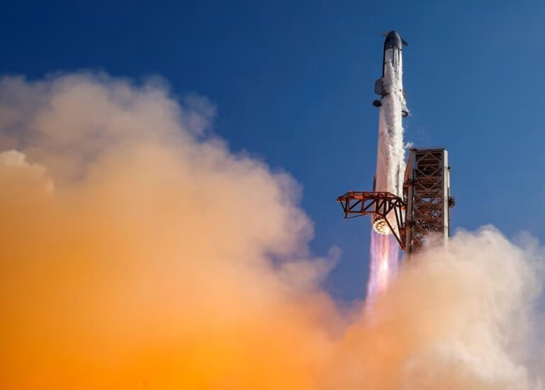 Starship SpaceX вперше вийшов на орбіту