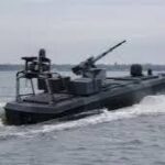 Історичний прецедент у Чорному морі: український морський дрон знищив російський апарат у першому бою безпілотників