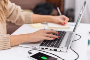 В Україні стрімко меншає вакансій: Хто першим ризикує залишитися без роботи