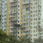 Удар РФ по багатоповерхівці в Одесі: пошкоджені 11 поверхів