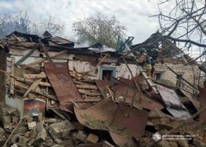 Загиблі і зруйновані будинки: РФ ударила КАБом по Дніпропетровщині